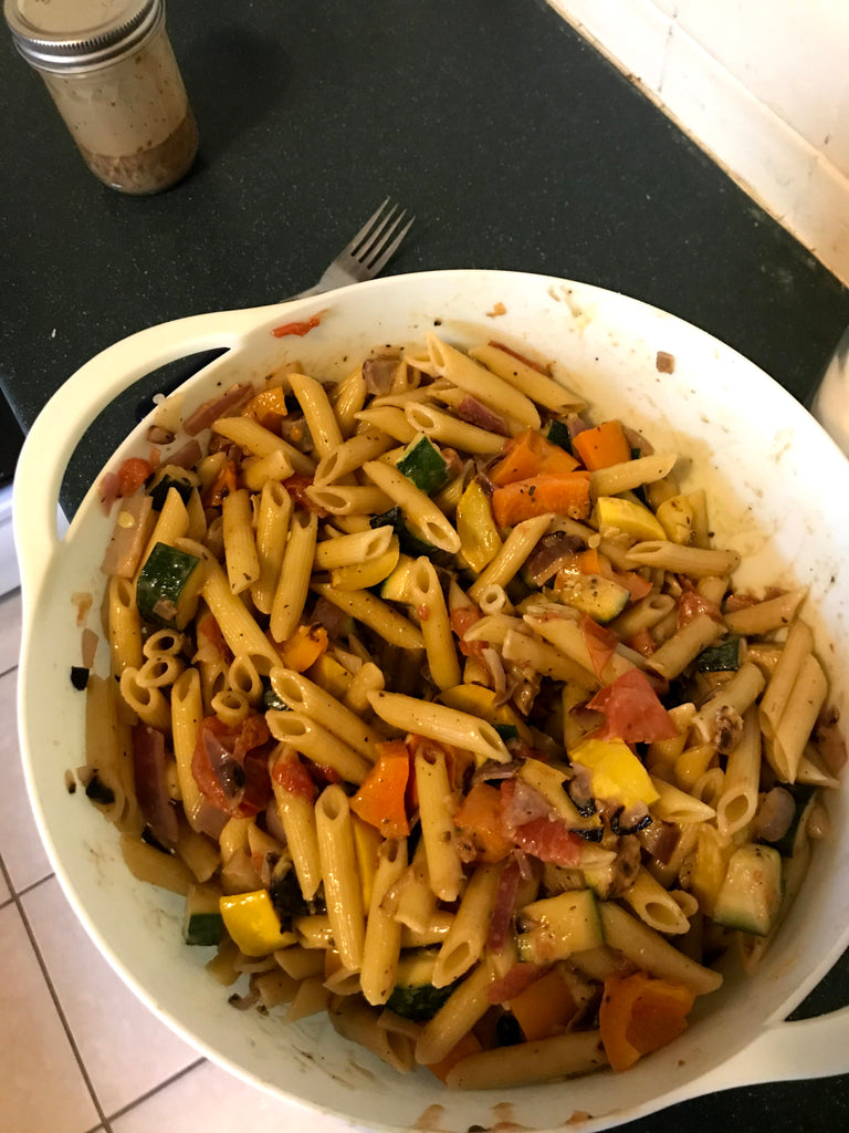 This recipe was part of my mission to find more lunch recipes that aren’t sandwiches or leftovers, and oh my gosh guys it’s incredible