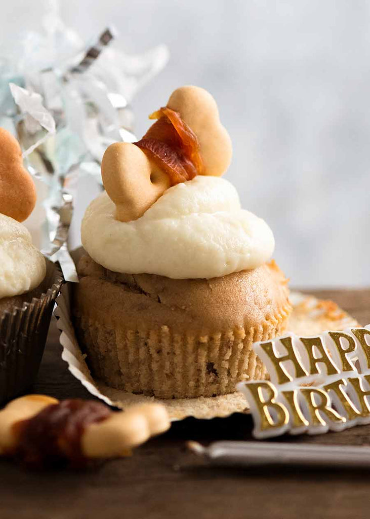 Pupcakes! (Dog cupcakes with healthy frosting)