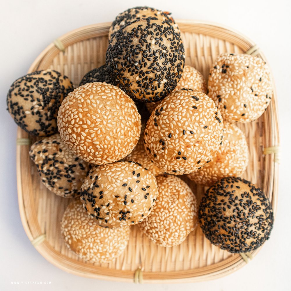 Vietnamese Fried Sesame Balls with Sweet Mung Bean Filling (Bánh Cam | Bánh Rán)